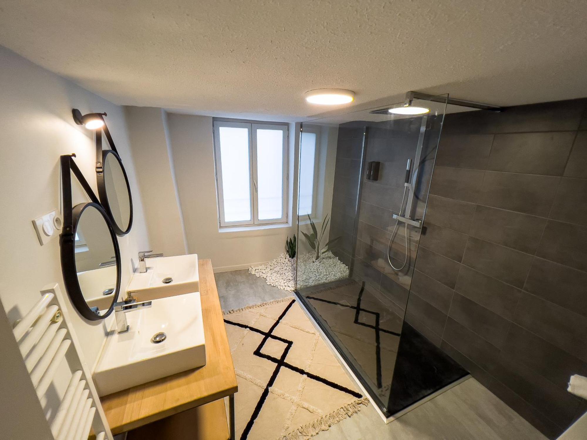 50 Nuances D'Amour - Jacuzzi / Massage / Cinema Moirans Exterior foto